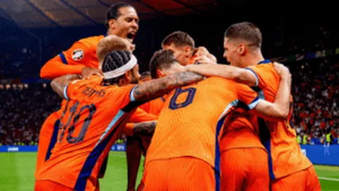 东北内蒙古多区域气温骤降10℃以上，新疆等地大雪不断